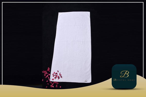 luxury Hotel Collection of White Body Towels